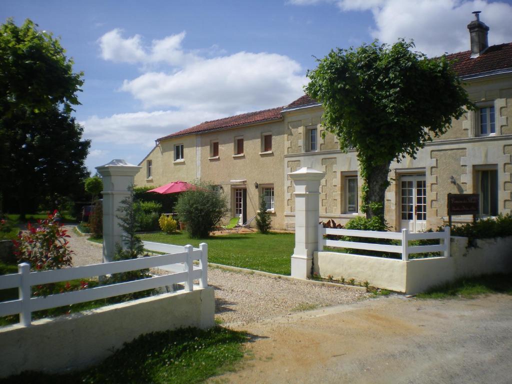 Domaine Des Tilleuls Val-de-Livenne Екстер'єр фото